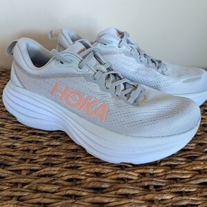 Hoka Bondi 8